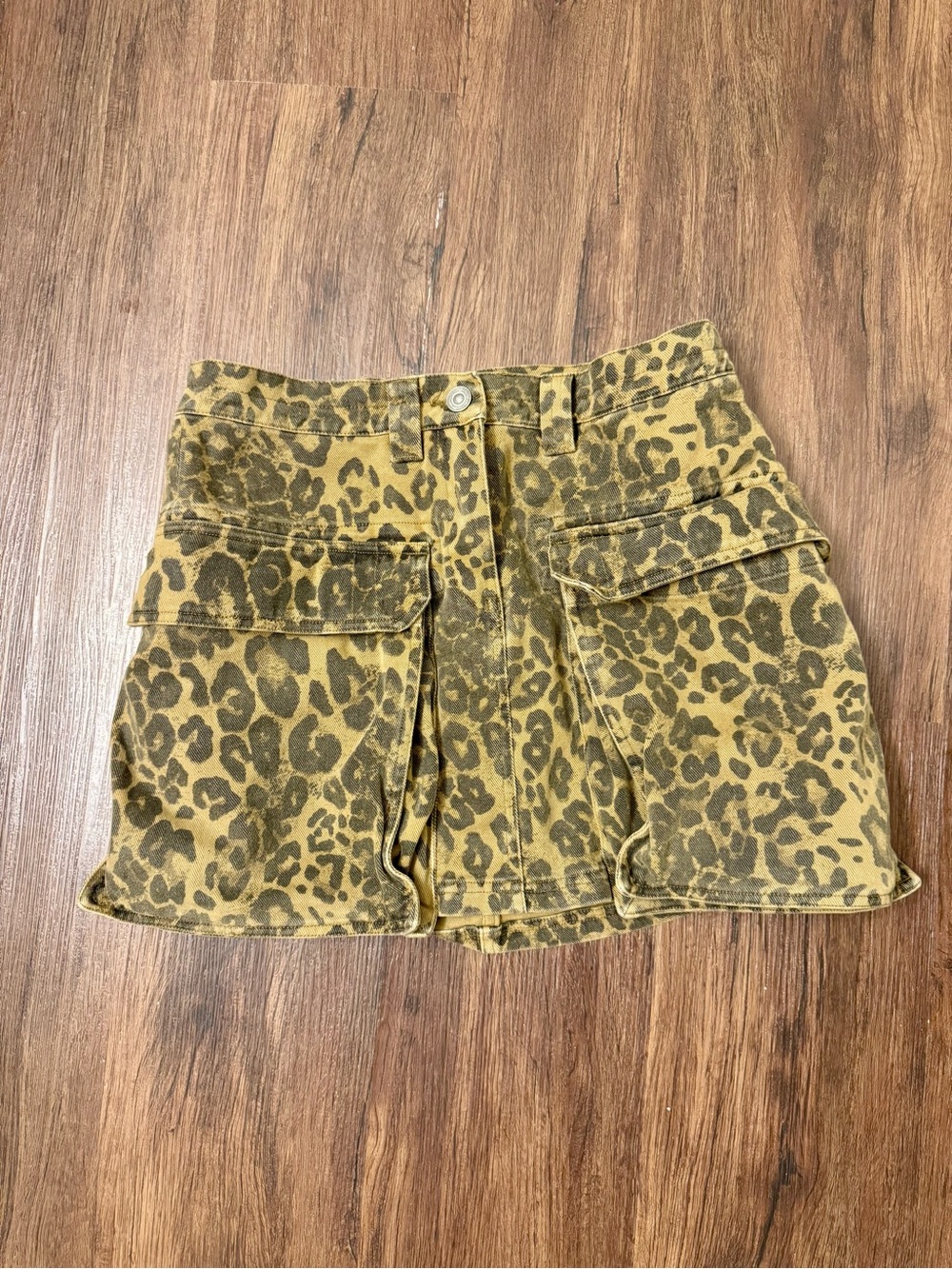 Leopard Print Mini Skirt with Utility Pockets - Olive/Tan